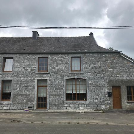 Petite Maison A La Campagne Couvin Exterior foto